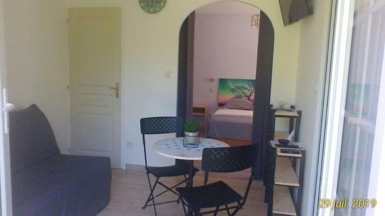 Le Clos Des Palombes Wifi Climatisation Saint-Pierre-du-Mont  Exterior foto